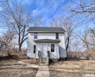 1330 Mississippi Ave, Davenport, IA 52803