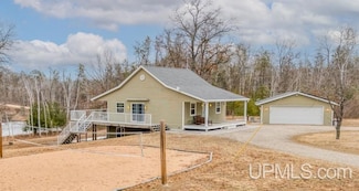 W10106 Wild Turkey Trail, Lake Township, MI 49887