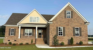 7553 Sweetwater Dr, Nashville, NC 27856