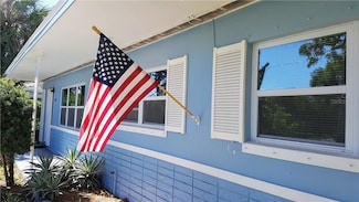 2205 59th St S, Gulfport, FL 33707
