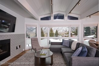 809 S Aspen St Unit 7, Aspen, CO 81611
