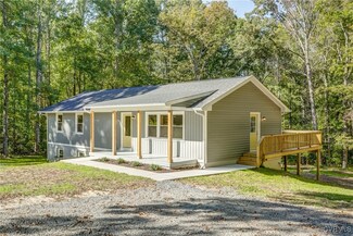 2958 Lowry Rd, Columbia, VA 23038