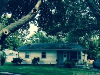 1308 Garden Hills Dr, Champaign, IL 61821
