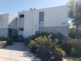 317 Pine Ave Unit 102, Carlsbad, CA 92008