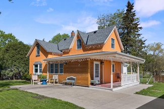 112 Bridge Ave W, Delano, MN 55328