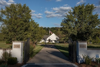 5190 Old Harding Rd, Franklin, TN 37064