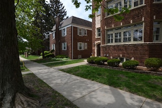 10514 S Artesian Ave Unit 2E, Chicago, IL 60655