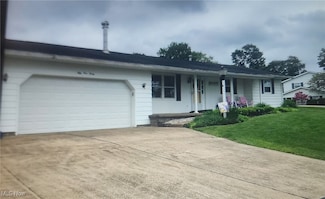 5130 Northcrest Dr, Nashport, OH 43830