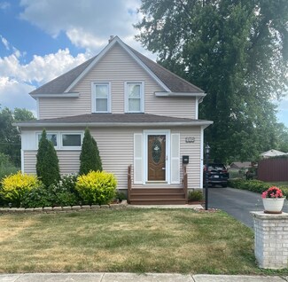 330 Conde St, West Chicago, IL 60185
