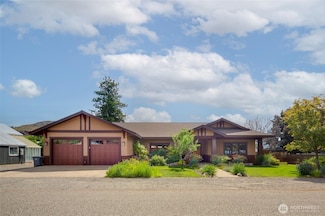 512 May St, Twisp, WA 98856