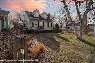 2219 Alpha St, Lansing, MI 48910