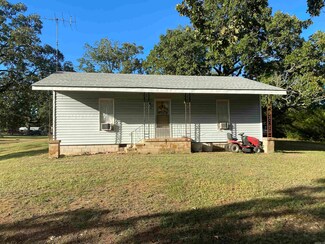 420 W Main St, Norman, AR 71960