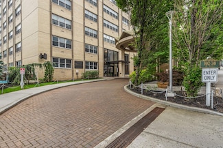 102-30 66th Rd Unit 5K, Forest Hills, NY 11375