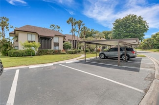 200 Misty Pines Cir Unit 202, Naples, FL 34105