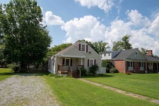 612 S Broad St, Kenbridge, VA 23944