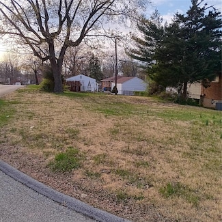 4421 Picajune Ave, Saint Louis, MO 63134