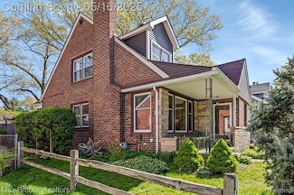 432 W Cambourne St, Ferndale, MI 48220