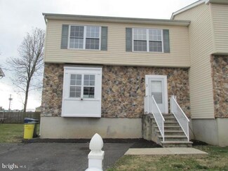 3 Kent Ct, Lawrence Township, NJ 08648