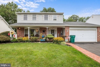 14 Perennial Dr, Fairless Hills, PA 19030