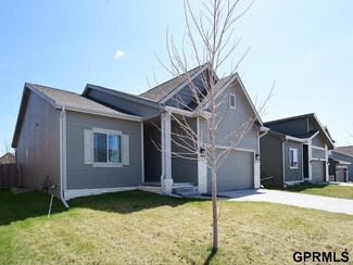 5015 N 180th Ave, Omaha, NE 68022