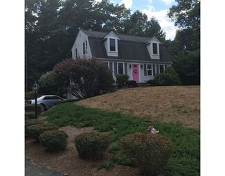 66 Hammond Rd, Hanson, MA 02341
