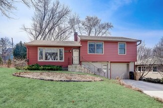 5009 Woodburn Dr, Madison, WI 53711