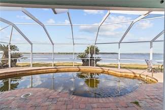 11915 Island Ave, Matlacha, FL 33993