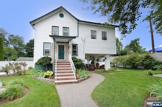 23 Terhune St, Bergenfield, NJ 07621