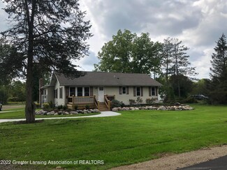 5681 Mccue Rd, Holt, MI 48842