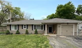 5216 Nieman Rd, Shawnee, KS 66203