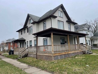 1402 Miami St, South Bend, IN 46613