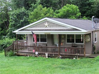 588 Shaffer Rd, Hookstown, PA 15050