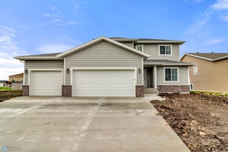 3515 18th St S, Moorhead, MN 56560