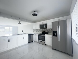 8040 Hampton Blvd Unit 406, North Lauderdale, FL 33068