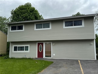1212 Kinne St, East Syracuse, NY 13057