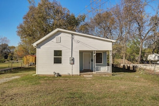 1807 N Tyler Ave, Springfield, MO 65802