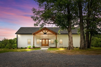 6060 Washer Rd, Lyles, TN 37098