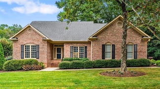 6 Round Tree Ct, Greensboro, NC 27410