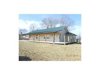 36085 W 140th St, Rayville, MO 64084