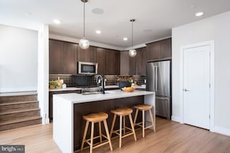114 Pepperell St, Alexandria, VA 22304