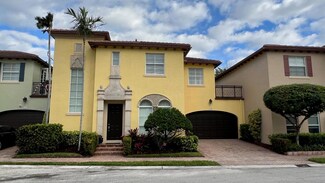 115 Via Poinciana Ln, Boca Raton, FL 33487