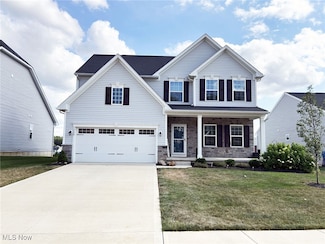 1240 Fountain View St NE, Canton, OH 44721