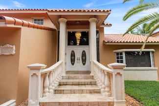 8235 NW 164th St, Hialeah, FL 33016