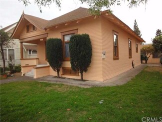 418 E Walnut St, Santa Ana, CA 92701