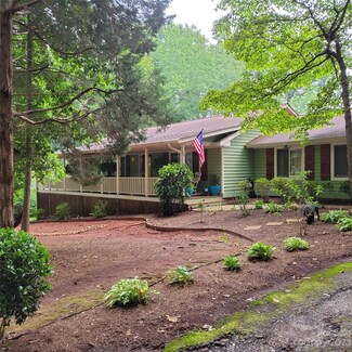 1648 Fairway Dr, Newton, NC 28658