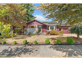 10137 SE Stephens St, Portland, OR 97216