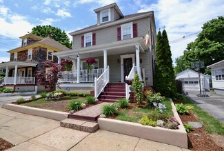 30 Taylor St, Manchester, NH 03103