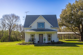 1320 N Berlin Rd, Brenham, TX 77833