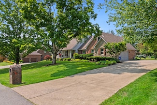 102 Camelot Dr, Winchester, KY 40391