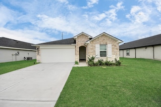 2039 Woodlark Way, Sealy, TX 77474
